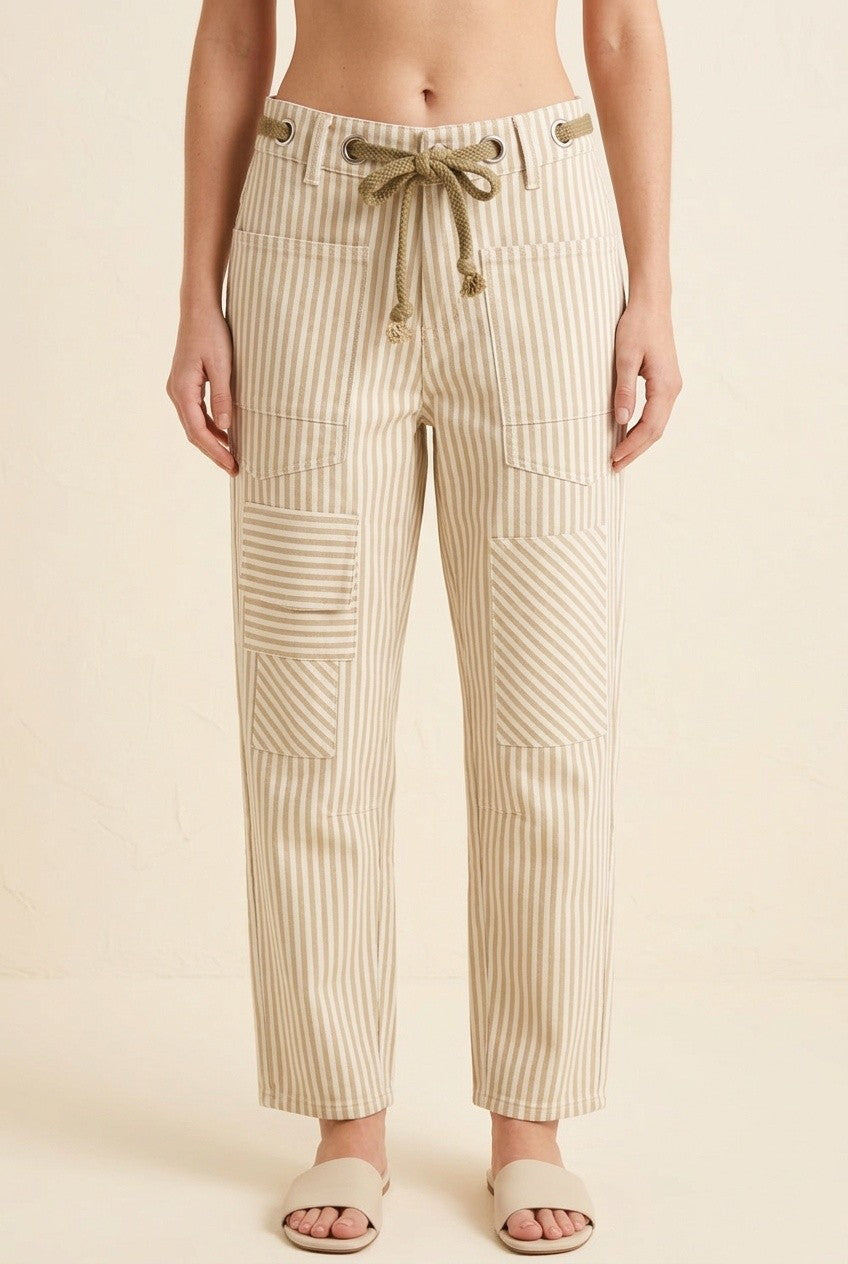 Mid Rise Stripe Cropped Pants