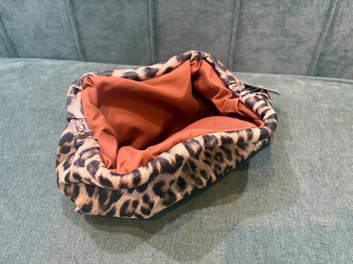 Leopard Clutch