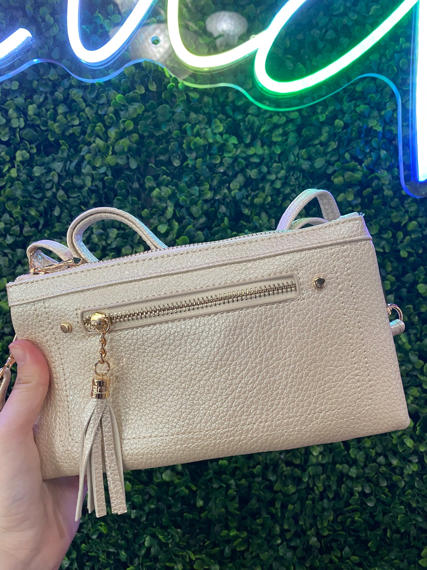 CROSSBODY CLUTCH WITH TASSLE