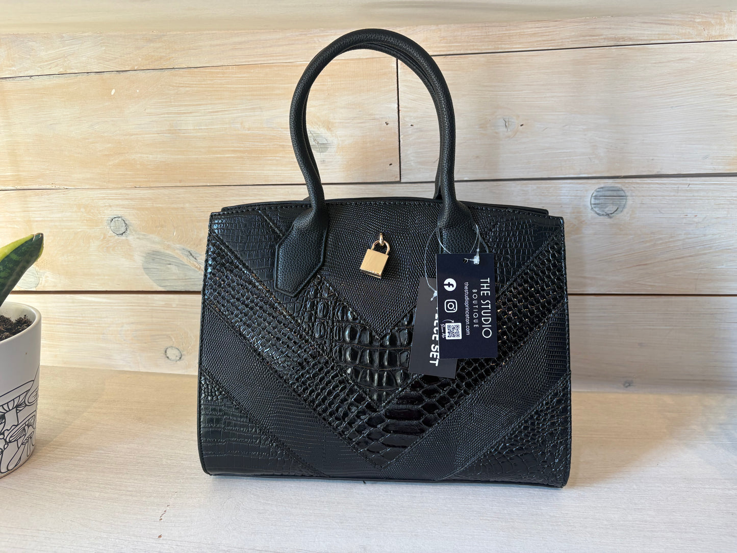Square Scale Purse