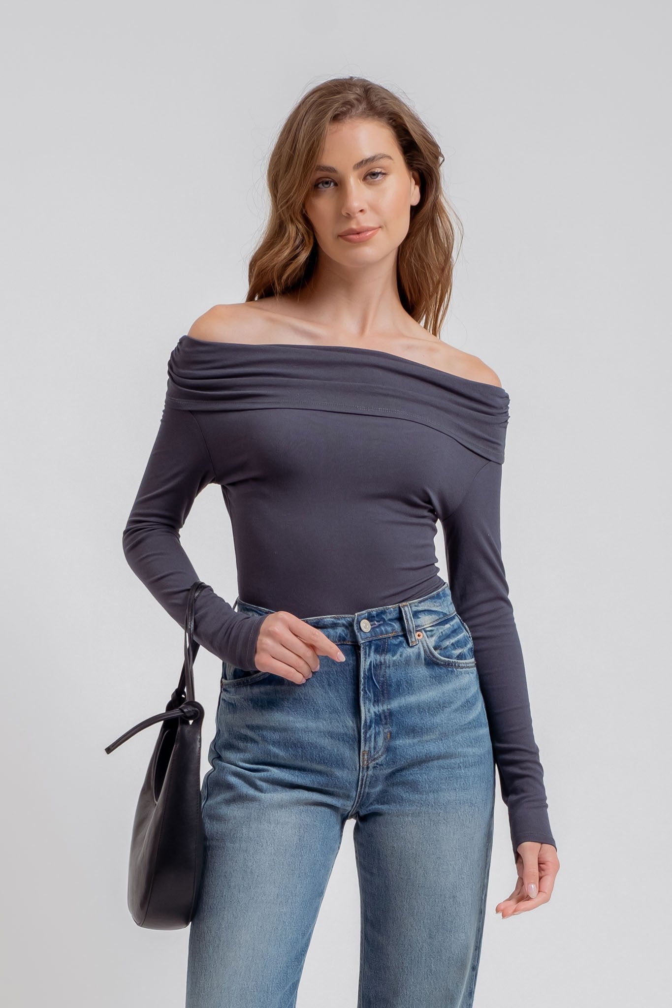 OFF THE SHOULDER LONG SLEEVE