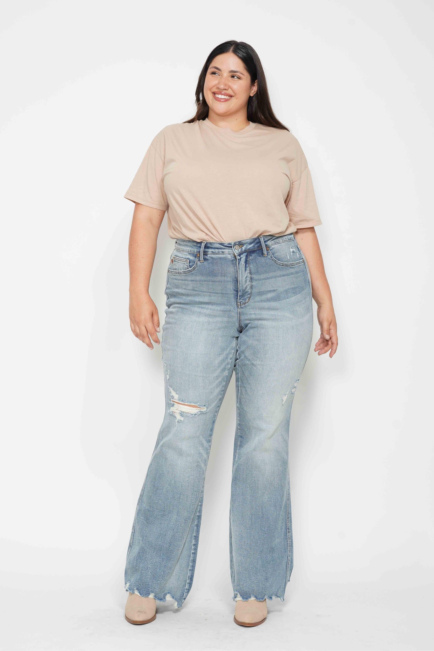 LIGHT WASH FLARE JEANS