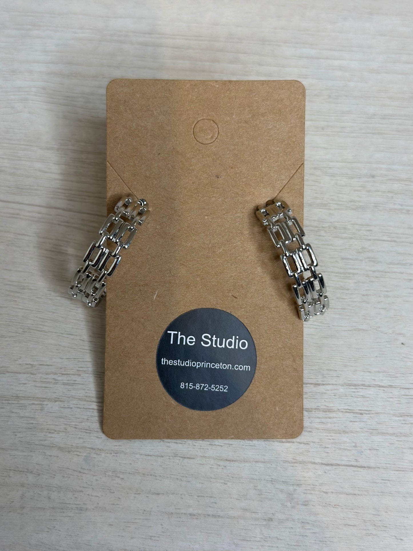 Chain Detail Hoops