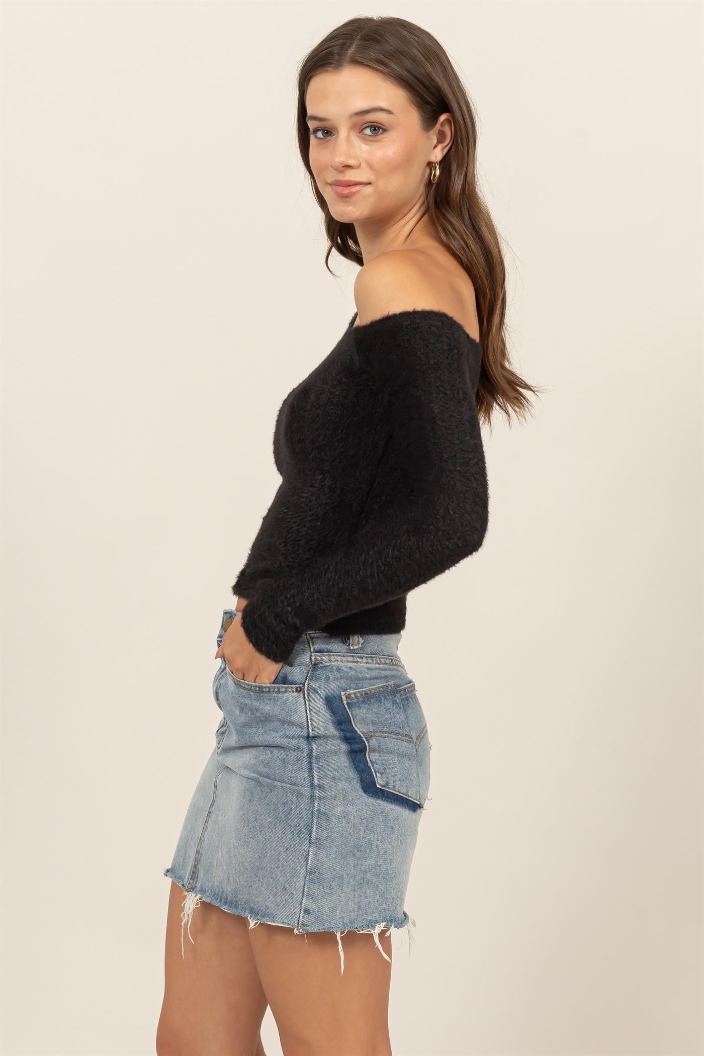 FUZZY ONE SHOULDER TOP