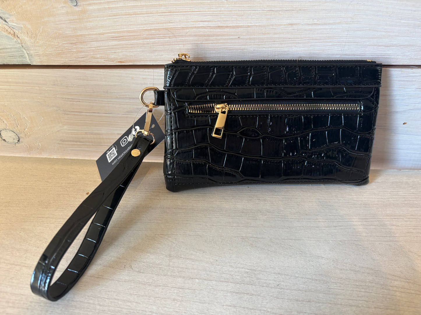 Black Scale Clutch