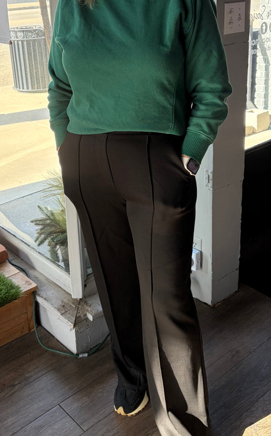 soft pintuck stretch pants