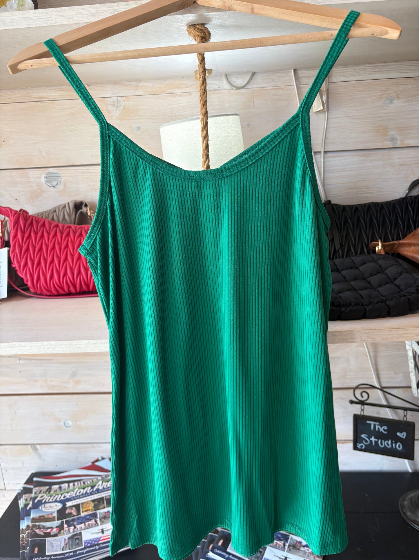 Solid Ribbed Tank With Front Button