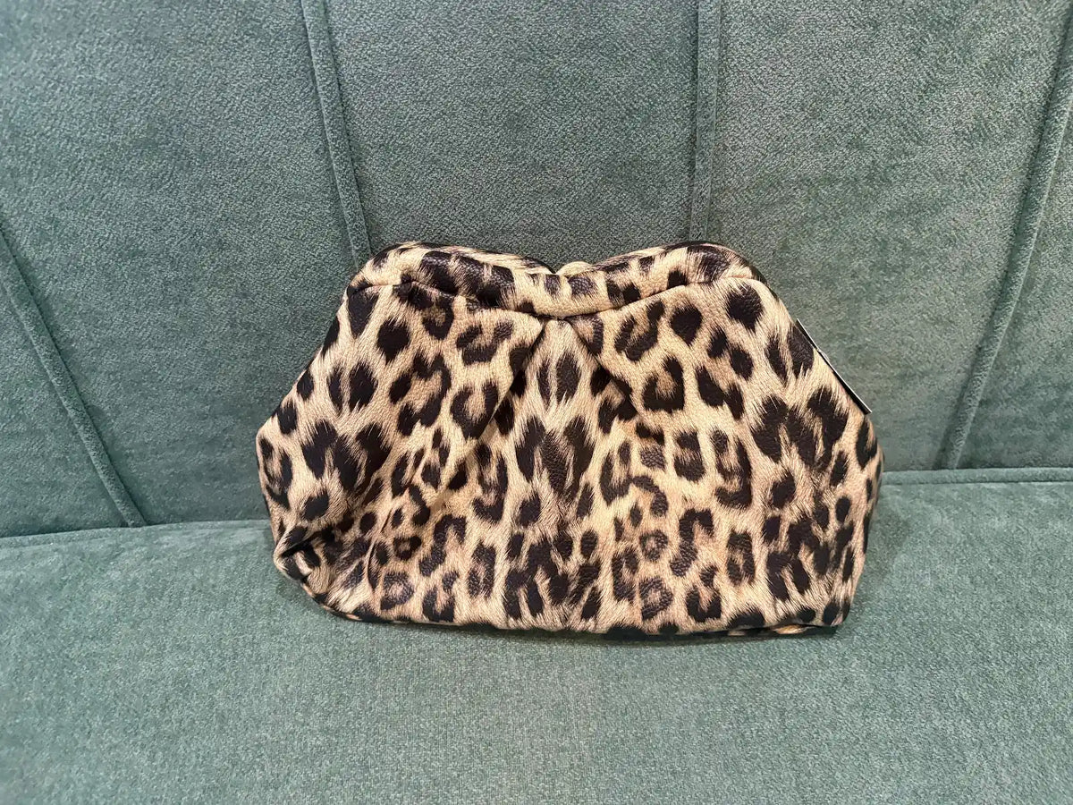 Leopard Clutch