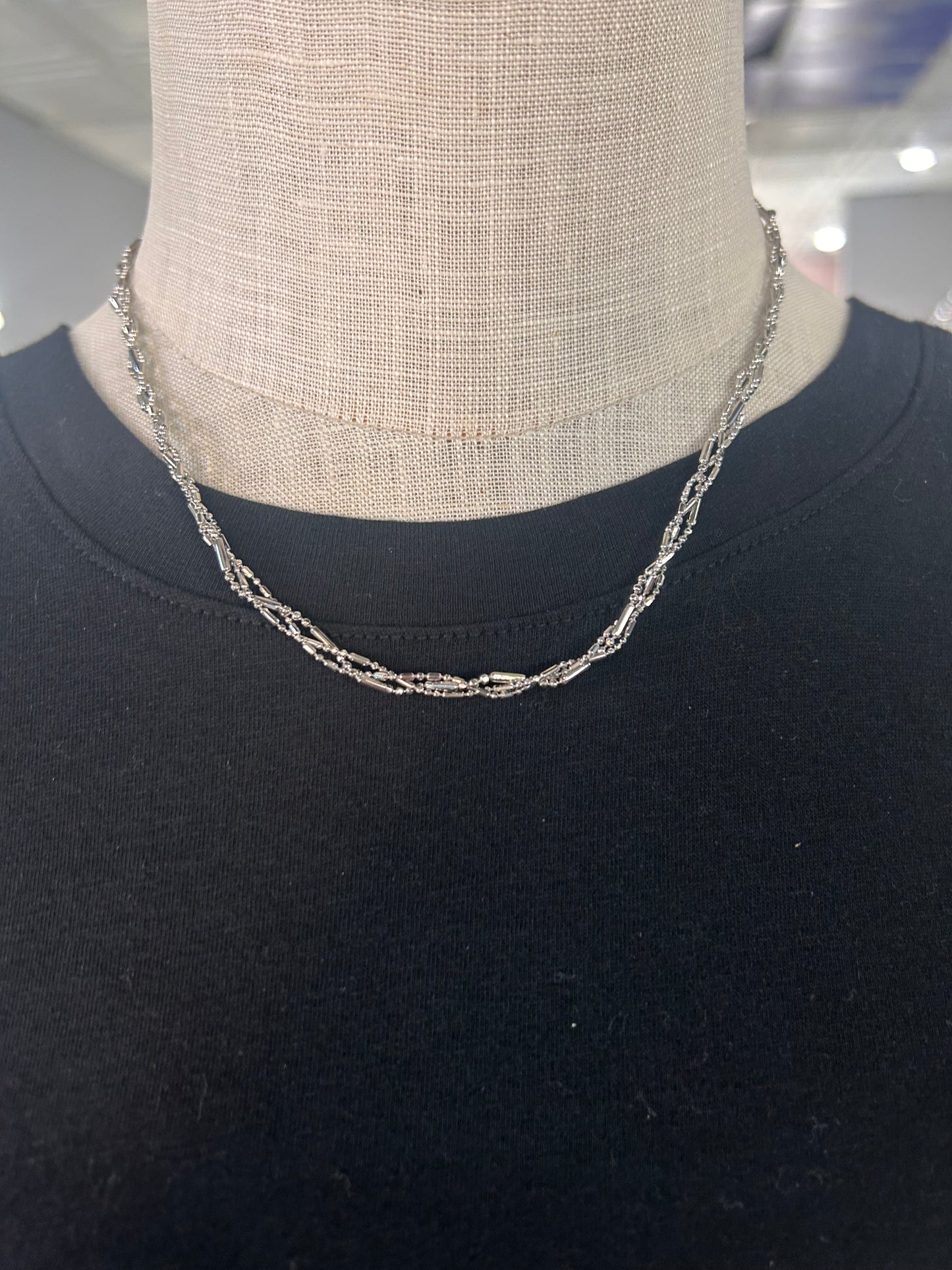 Intertwined Chain Necklace