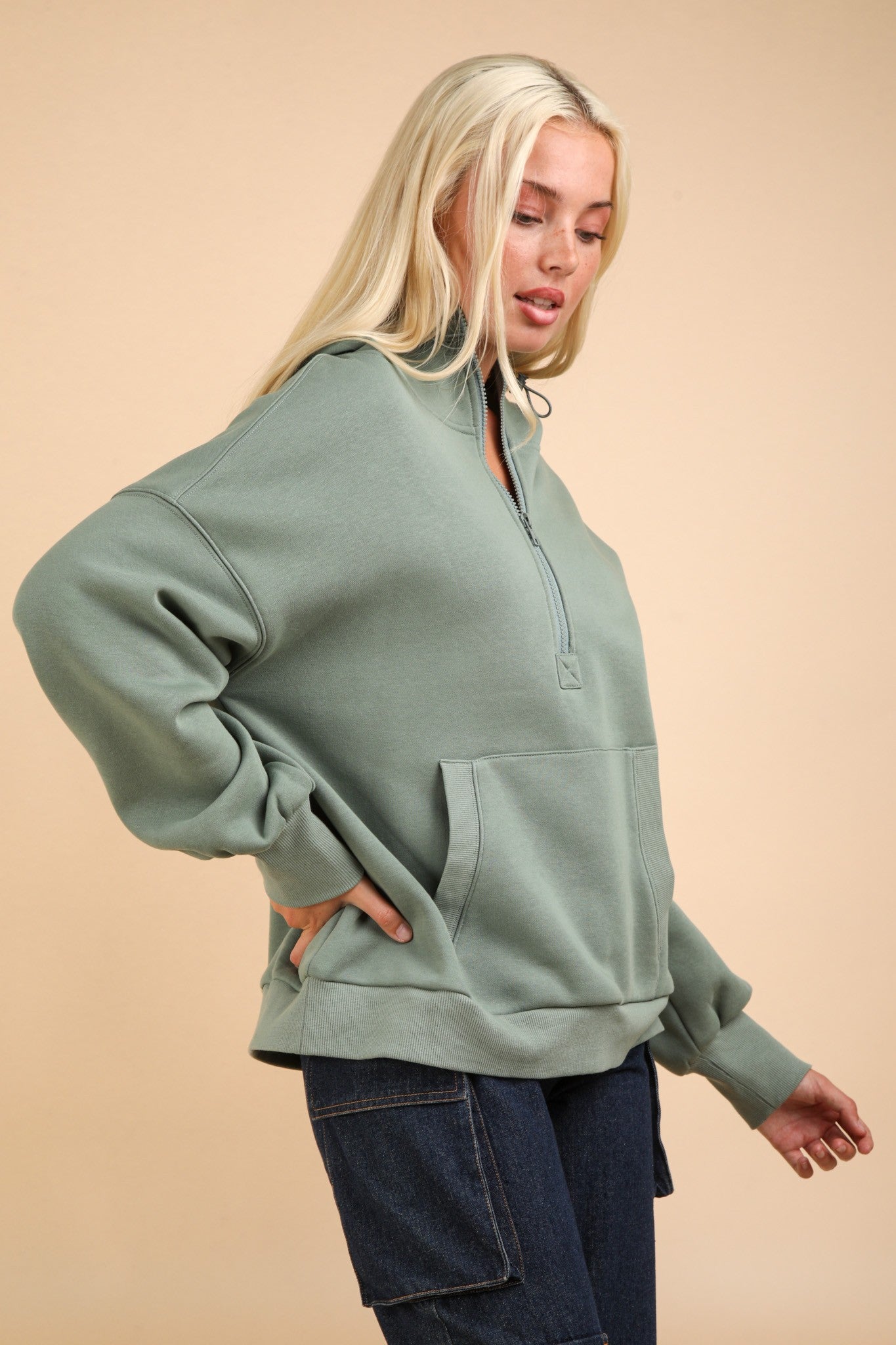 OVERSIZED HALF ZIP